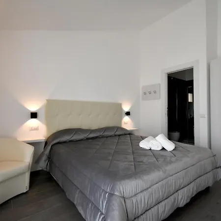 Cavour Guest house